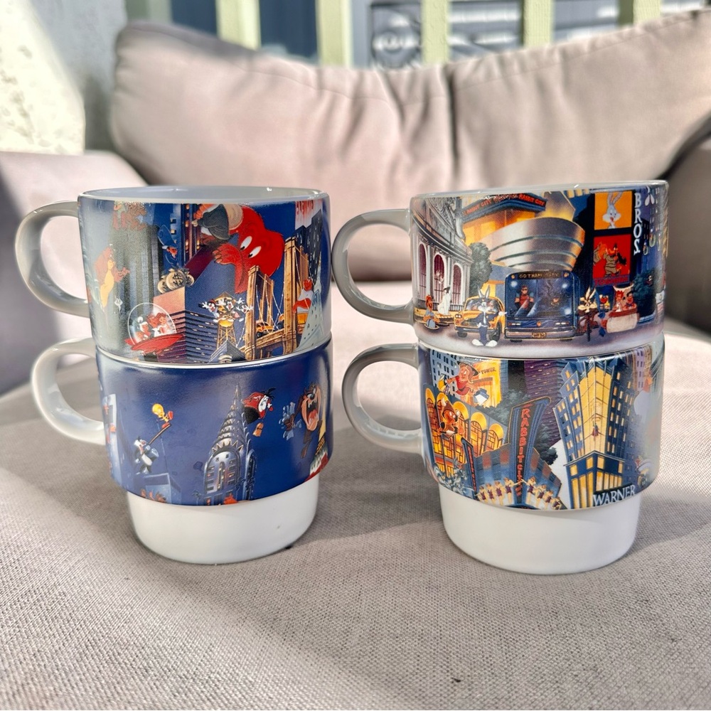 Vintage 1996 Warner Bros Stackable Ceramic Mugs Set of 4